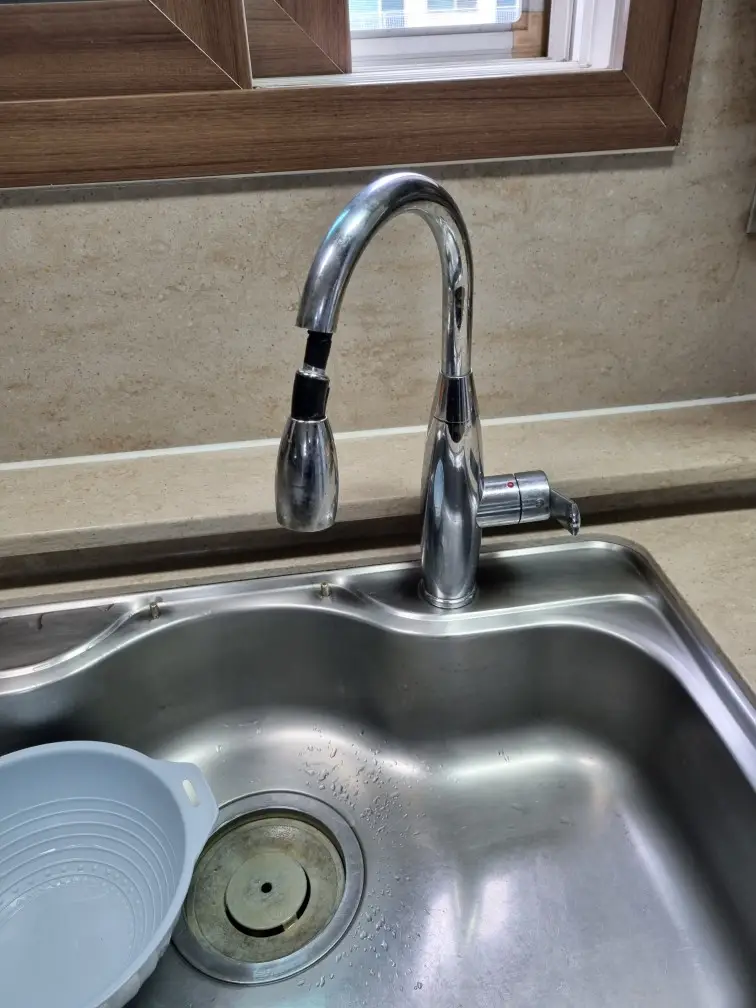 싱크대 수전 교환 1